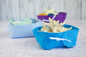 DIY Folding Felt Bins/Mini Desk Organizers Tutorial