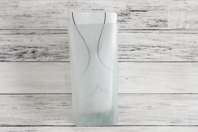 This technique will work just fine with the majority of vases, mine just has a very thick bottom and I wanted the tail to extend all the way down.