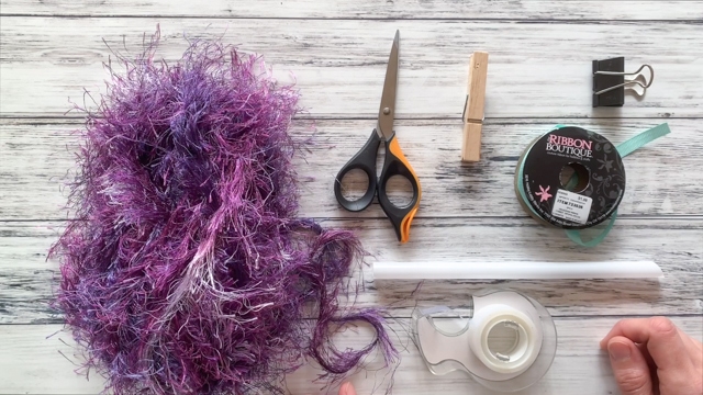 Super Easy Hawaiian Eyelash Yarn Lei Tutorial Fuzzy Single Straw Lei 